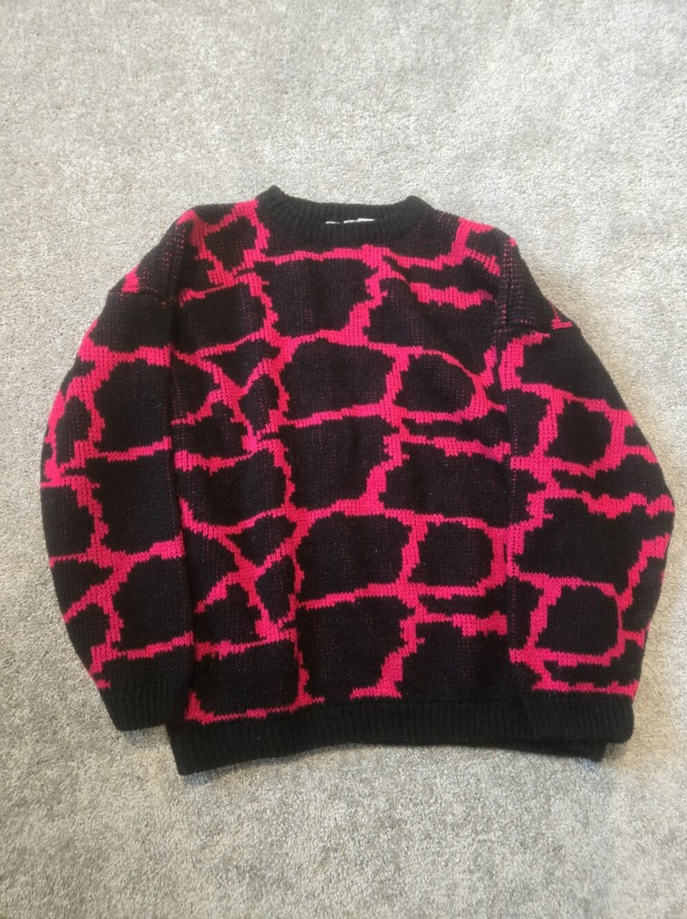 Vintage Spirit Black & Hot Pink Abstract Chunky Crewneck Sweater - Women Small